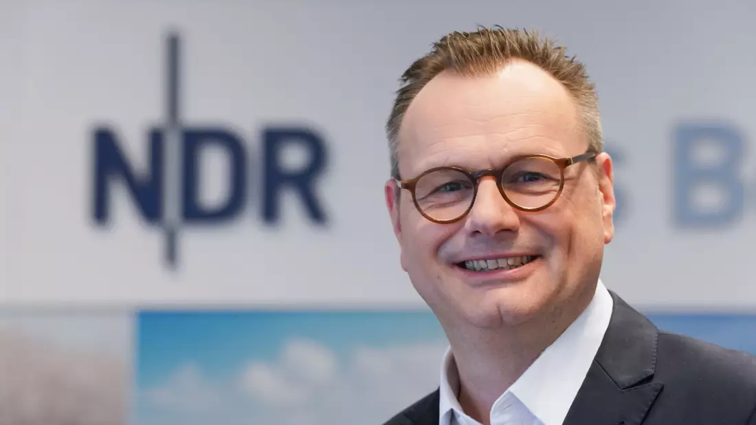 Der langjährige NDR-Manager Hendrik Lünenborg wird Intendant des ARD-Senders. - Bild: Einz/dpa