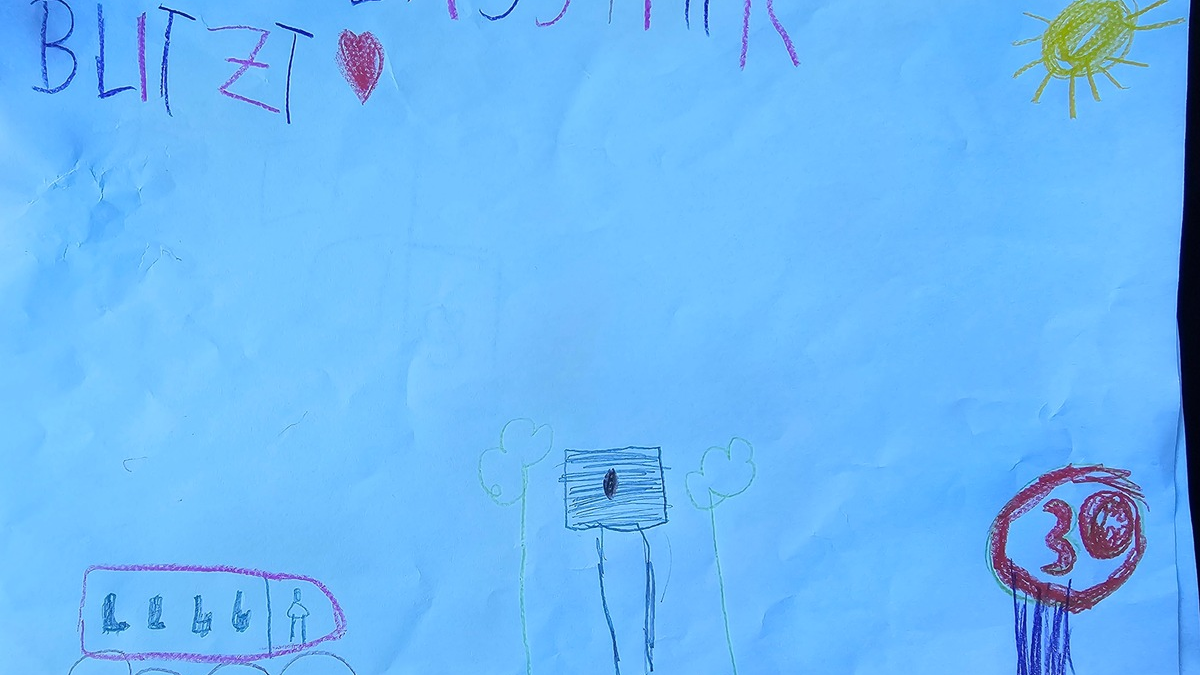 POL-MK: Bilder vom und für den Radarwagen - Foto: presseportal.de