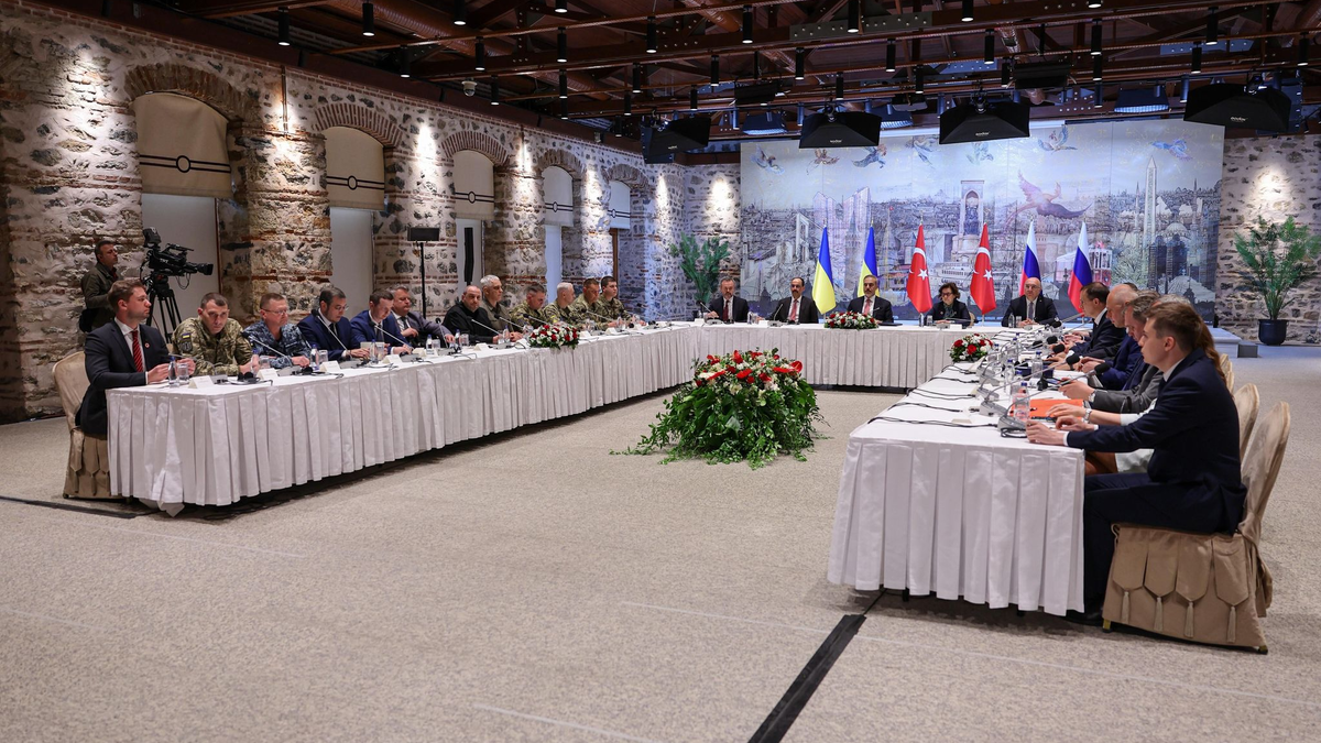 Eine neue Verhandlungsrunde soll an diesem Montag in Istanbul starten. (Archivbild) - Foto: Handout/Türkisches Außenministerium/dpa
