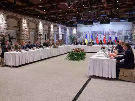Zum dritten Mal sollen Vertreter der Russlands und der angegriffenen Ukraine in Istanbul zu Gesprächen zusammenkommen. (Archivbild) - Foto: Handout/Türkisches Außenministerium/dpa