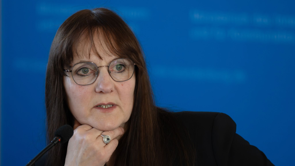 Lange geriet nach der Entlassung des Verfassungsschutzchefs unter Druck. (Archivbild)  - Foto: Soeren Stache/dpa