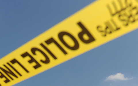 Ein Kind überlebt Sturz aus dem 15. Stock (Archivbild)  - Foto: picture alliance / dpa