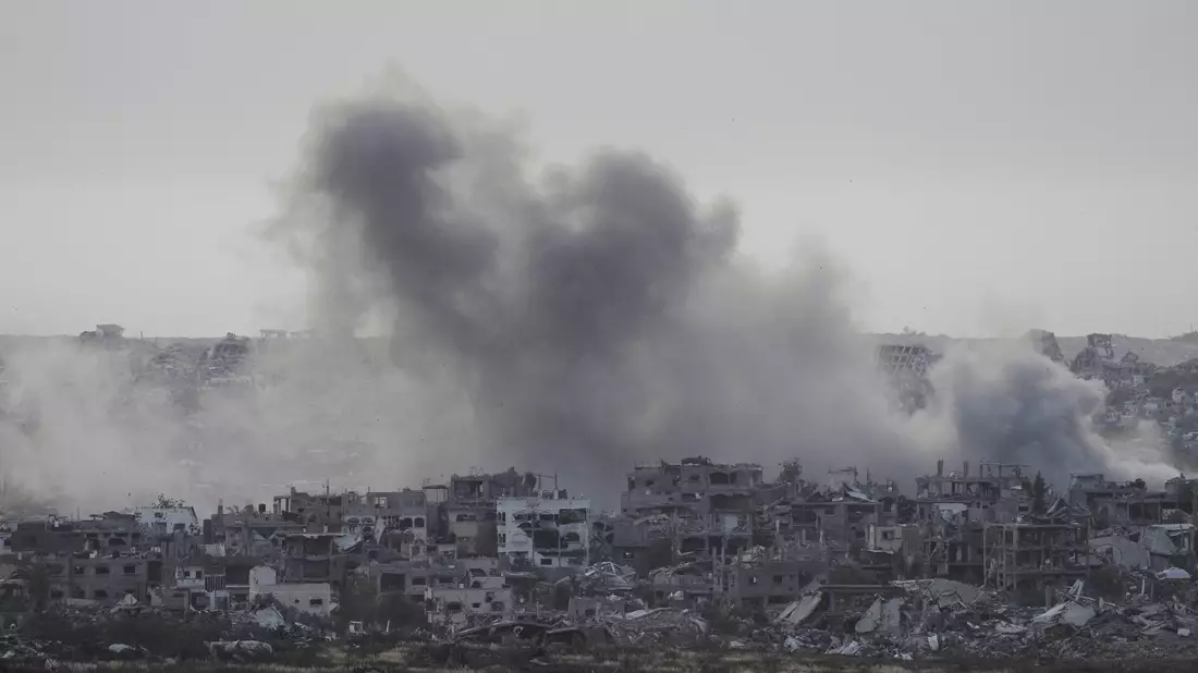 Israel will die Machtstellung der Hamas in Gaza schwächen. (Archivbild)  - Bild: Maya Alleruzzo/AP/dpa