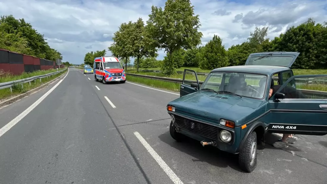 LPI-EF: Rücksichtsloser Spurwechsel - Bild: presseportal.de