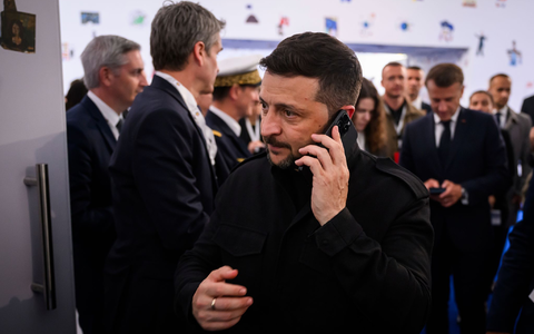 Selenskyj fordert die Verbündeten seines Landes zu mehr Druck auf Russland auf, damit das Töten ein Ende hat. - Foto: Leon Neal/Getty Pool via AP/dpa Selenskyj fordert die Verbündeten seines Landes zu mehr Druck auf Russland auf, damit das Töten ein Ende hat. - Foto: Leon Neal/Getty Pool via AP/dpa