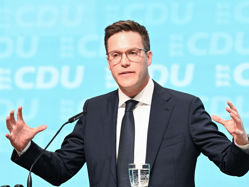 Der 37-Jährige hat einen schnellen Aufstieg hinter sich. - Foto: Bernd Weißbrod/dpa