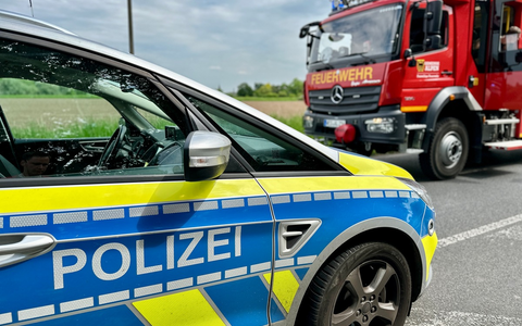 FW Alpen: Nachforderung bei Verkehrsunfall - Foto: presseportal.de