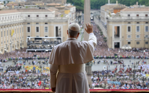 Papst Leo XIV. feiert am Sonntag seine offizielle Amtseinführung. (Archivbild) - Foto: Francesco Sforza/Vatican Media/AP/dpa