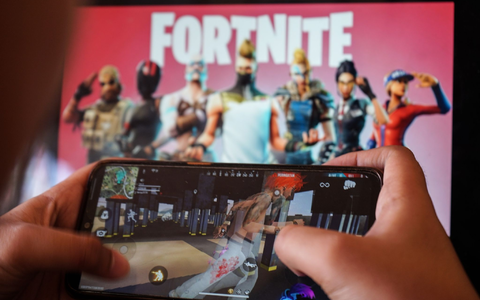 Fortnite ist derzeit in Apple-App-Stores nicht verfügbar. (Symbolbild) - Foto: Herwin Bahar/ZUMA Wire/dpa Fortnite ist derzeit in Apple-App-Stores nicht verfügbar. (Symbolbild) - Foto: Herwin Bahar/ZUMA Wire/dpa