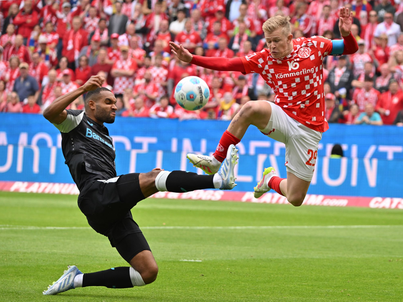 Xabi Alonso konnte bei seinem letzten Spiel als Coach von Bayer Leverkusen nicht mit der Leistung seiner Mannschaft zufrieden sein. - Foto: Torsten Silz/dpa