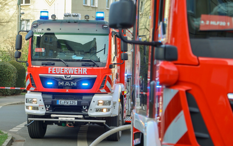 FW-E: Küchenbrand im dritten Obergeschoss - schnelle Brandbekämpfung verhindert Brandausbreitung - Foto: presseportal.de FW-E: Küchenbrand im dritten Obergeschoss - schnelle Brandbekämpfung verhindert Brandausbreitung - Foto: presseportal.de