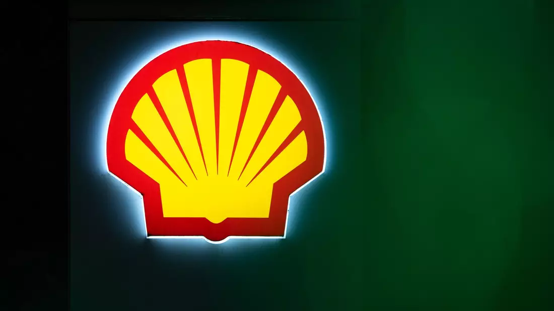 Das erste europäische Unternehmen in der Gewinnrangfolge war der britische Öl- und Gaskonzern Shell. (Archivbild) - Bild: Hannes P Albert/dpa