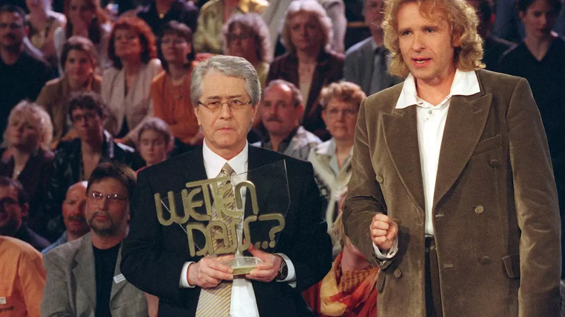 Thomas Gottschalk und der Erfinder von «Wetten, dass..»: Frank Elstner. (Archivbild) - Bild: Rolf Haid/dpa