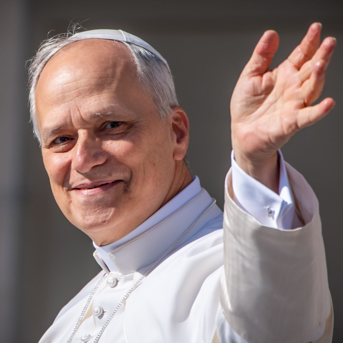 Papst Leo XIV. feiert seine offizielle Amtseinführung im Vatikan. - Foto: Michael Kappeler/dpa