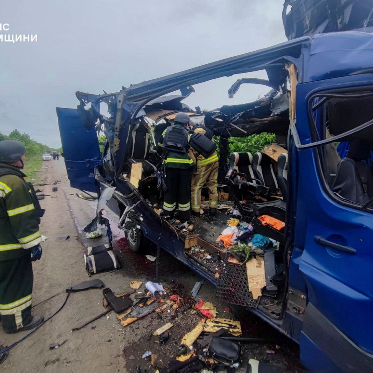 Die Ukraine wirft Russland mit Blick auf immer neue tödliche Drohnenattacken vor, kein Interesse an einem Frieden zu haben. - Foto: Uncredited/Ukrainian Emergency Service/AP/dpa