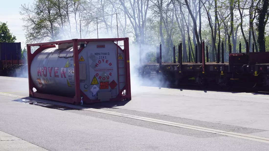 FW Mechernich: ABC-Übung am 26. April 2025 im Chemiepark Knapsack Hürth - Bild: presseportal.de