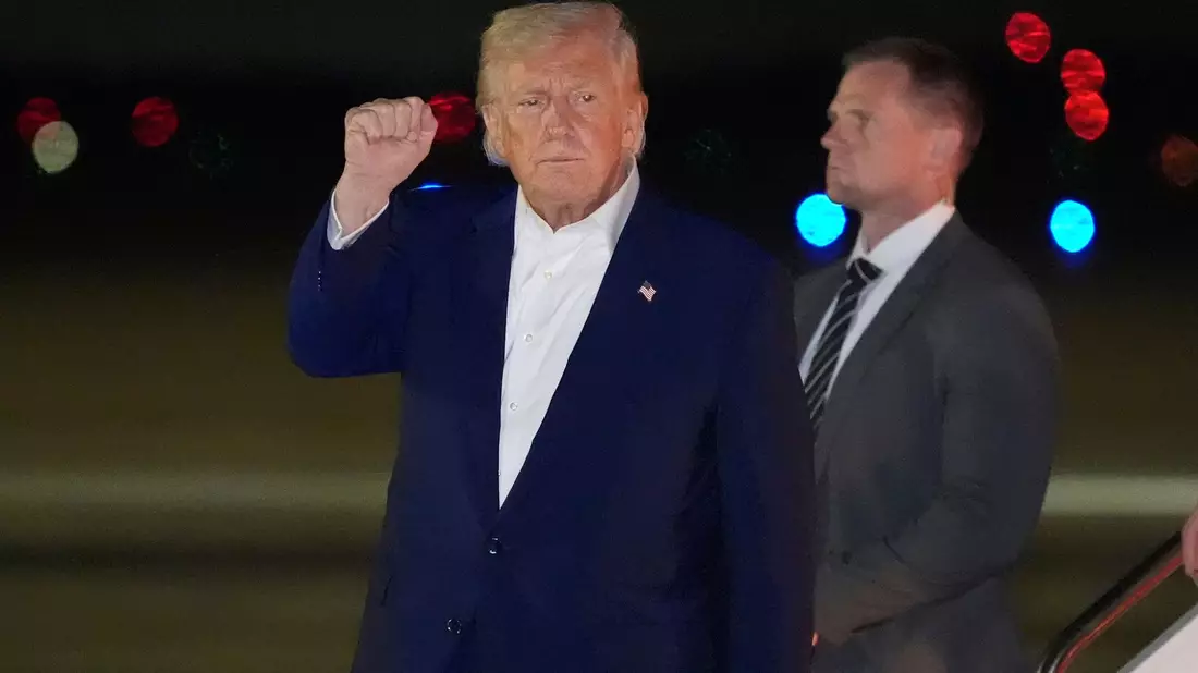 Trump will mit Kremlchef Putin telefonieren. (Archivbild) - Bild: Alex Brandon/AP/dpa