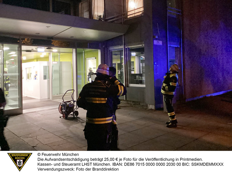 FW-M: Kinderwagen in Brand (Nymphenburg) - Foto: presseportal.de