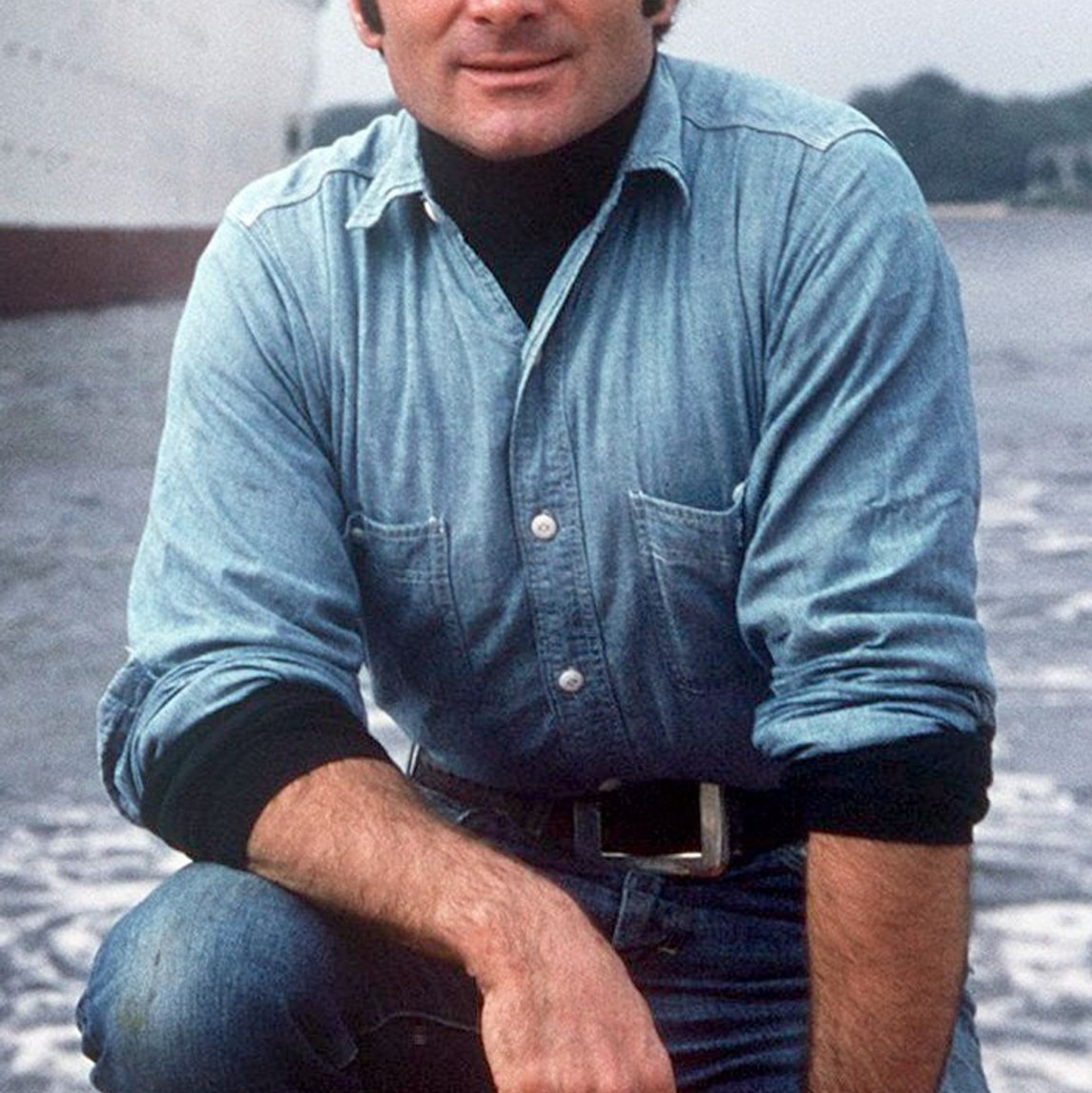 Freddy Quinn wird 94 Jahre alt, er genießt die Ruhe und bummelt gern über Flohmärkte. (Archivibild) - Foto: picture alliance / dpa