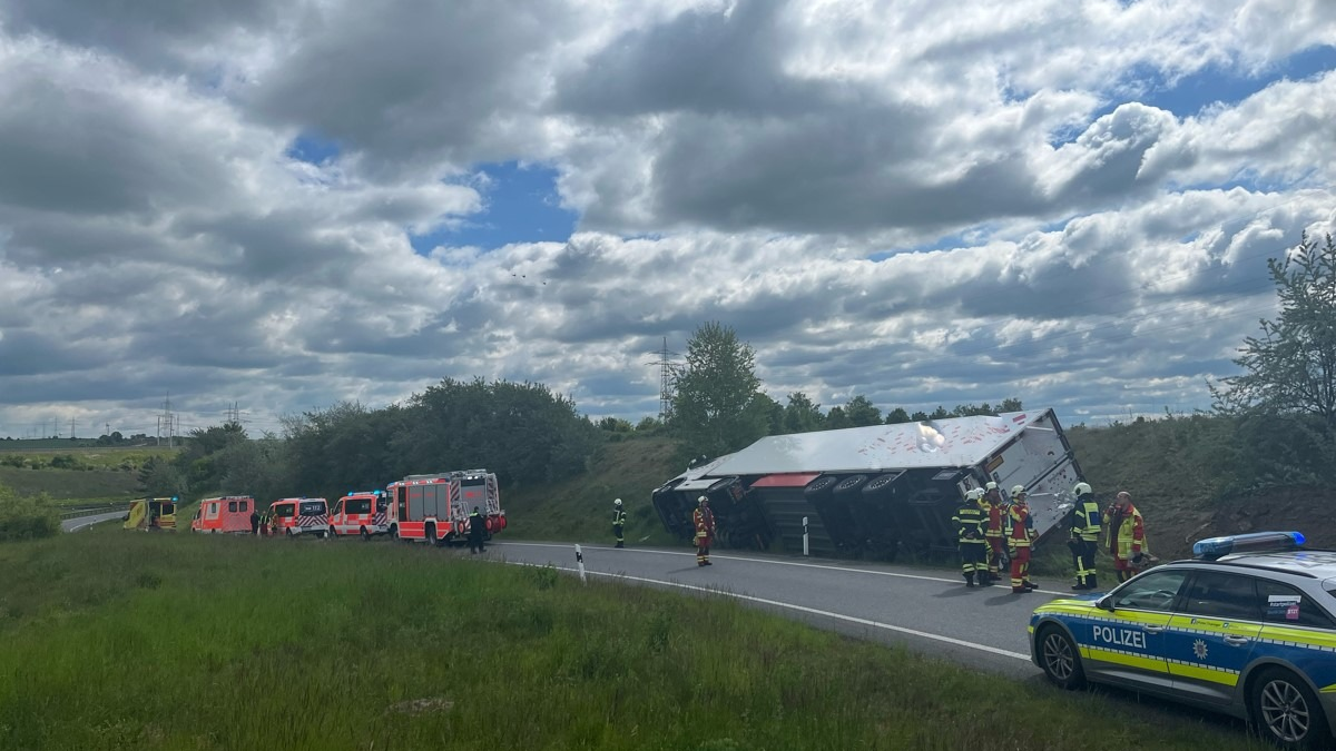 API-TH: Volltrunken von der Fahrbahn abgekommen - Foto: presseportal.de
