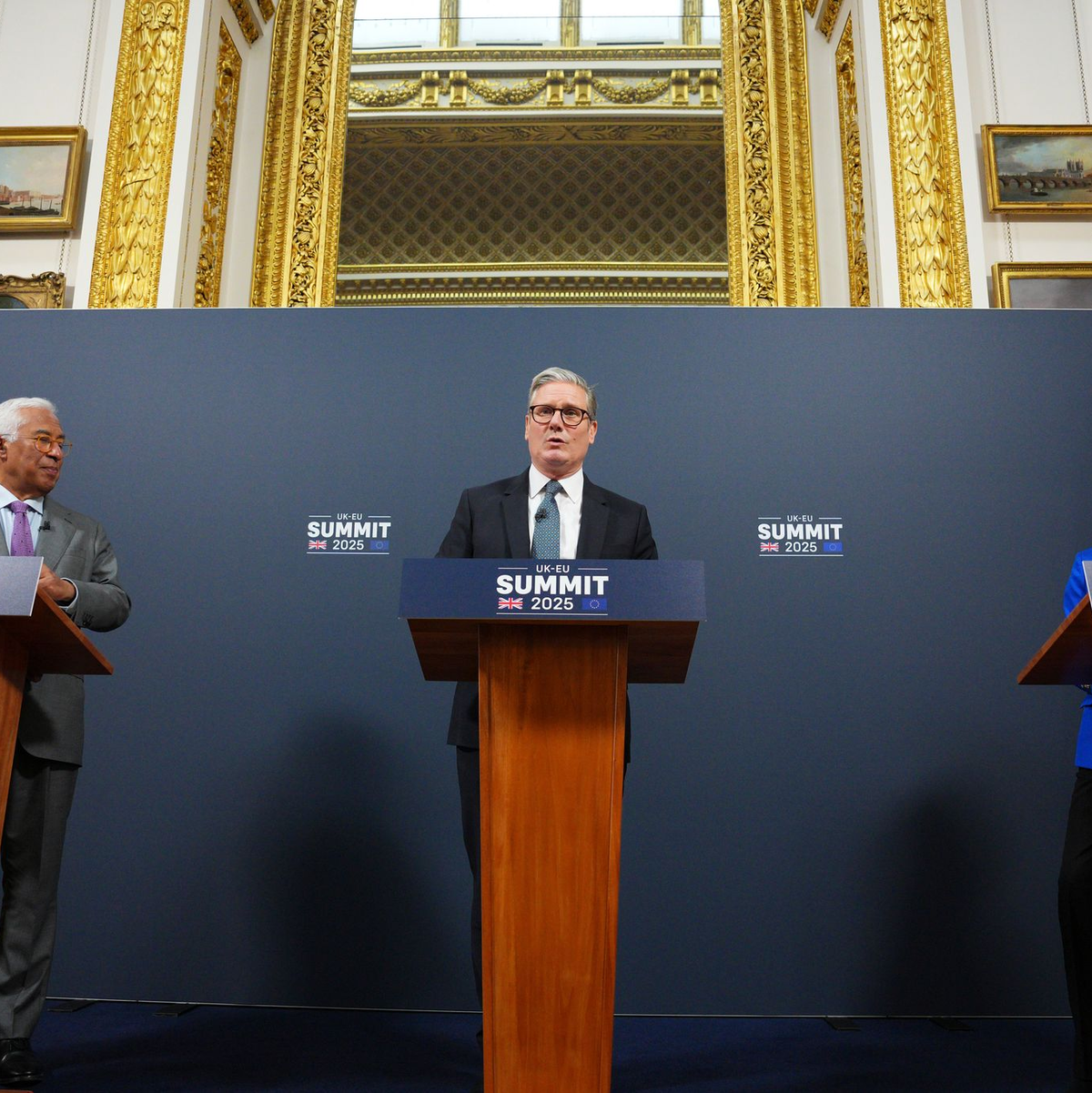 Die EU und Großbritannien haben sich auf einen Deal zur engeren Zusammenarbeit geeinigt. - Foto: Carl Court/Getty Images Europe Pool/AP/dpa