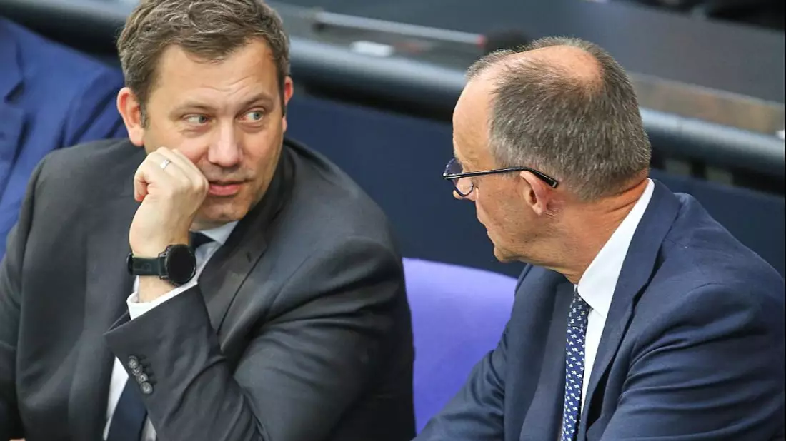 Lars Klingbeil und Friedrich Merz (Archiv) - Bild: über dts Nachrichtenagentur