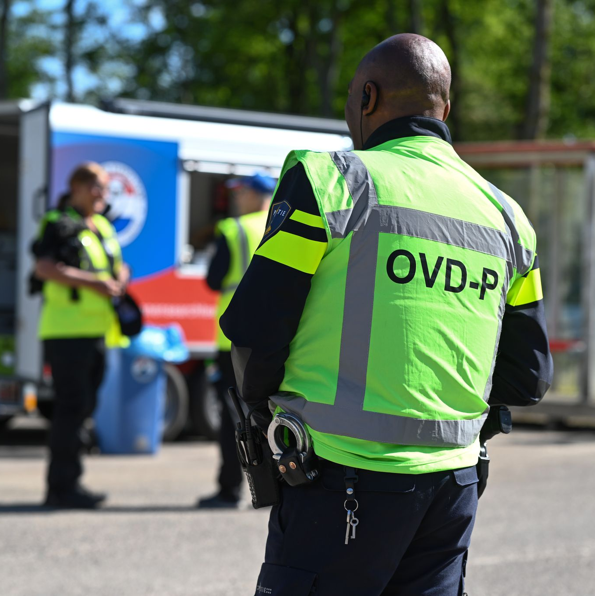 Die Kinder könnten sich in Lebensgefahr befinden. - Foto: Lars Penning/dpa
