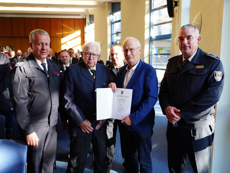 FW Mechernich: Jahresdienstbesprechung der städtischen Feuerwehr am 09. Mai 2025 - Foto: presseportal.de