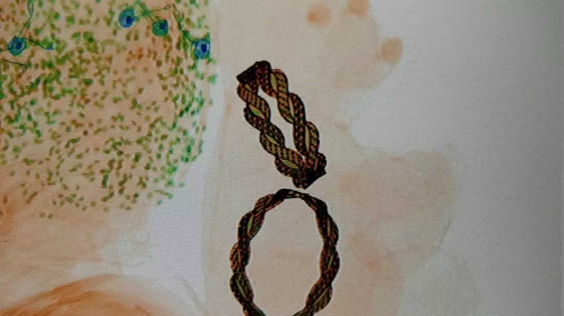 HZA-M: Zoll entdeckt Goldschmuck in einem Teddybären - Bild: presseportal.de