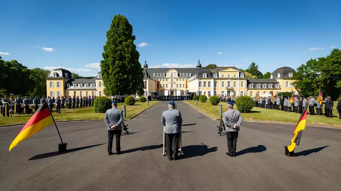 Neuer Kommandeur im Schloss Oranienstein - Bild: presseportal.de