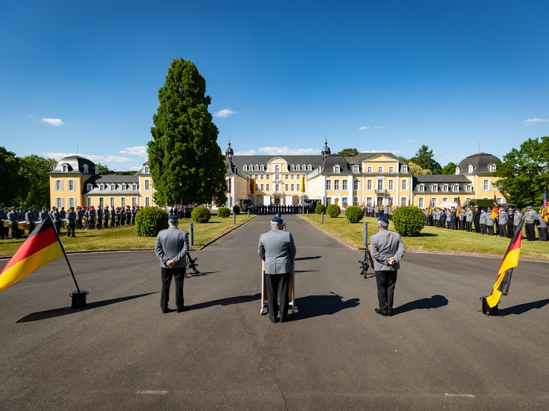 Neuer Kommandeur im Schloss Oranienstein - Foto: presseportal.de