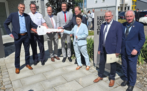 PP Ravensburg: Gemeinsame Pressemeldung der Staatsanwaltschaft Ravensburg, des Landratsamts Ravensburg und des PolizeiprÀsidiums Ravensburg vom 20.05.2025 - Foto: presseportal.de PP Ravensburg: Gemeinsame Pressemeldung der Staatsanwaltschaft Ravensburg, des Landratsamts Ravensburg und des PolizeiprÀsidiums Ravensburg vom 20.05.2025 - Foto: presseportal.de