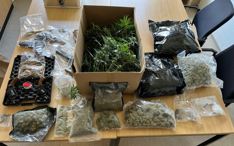 POL-HA: Volltreffer: Polizeibeamte stellen Cannabis und Waffen sicher - Foto: presseportal.de