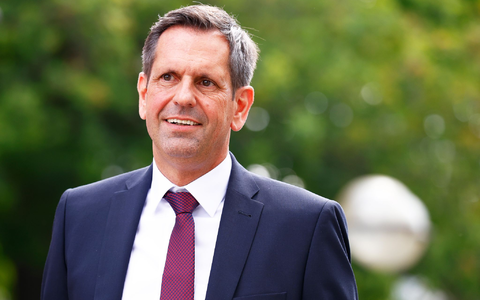 Olaf Lies übernimmt das Amt des Ministerpräsidenten vom langjährigen Regierungschef Stephan Weil. - Foto: Moritz Frankenberg/dpa