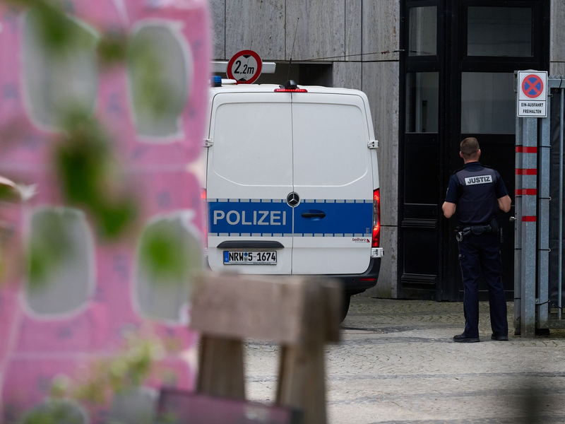 Im Landgericht Bielefeld wurde der Tatverdächtige einem Haftrichter vorgeführt.  - Foto: Bernd Thissen/dpa