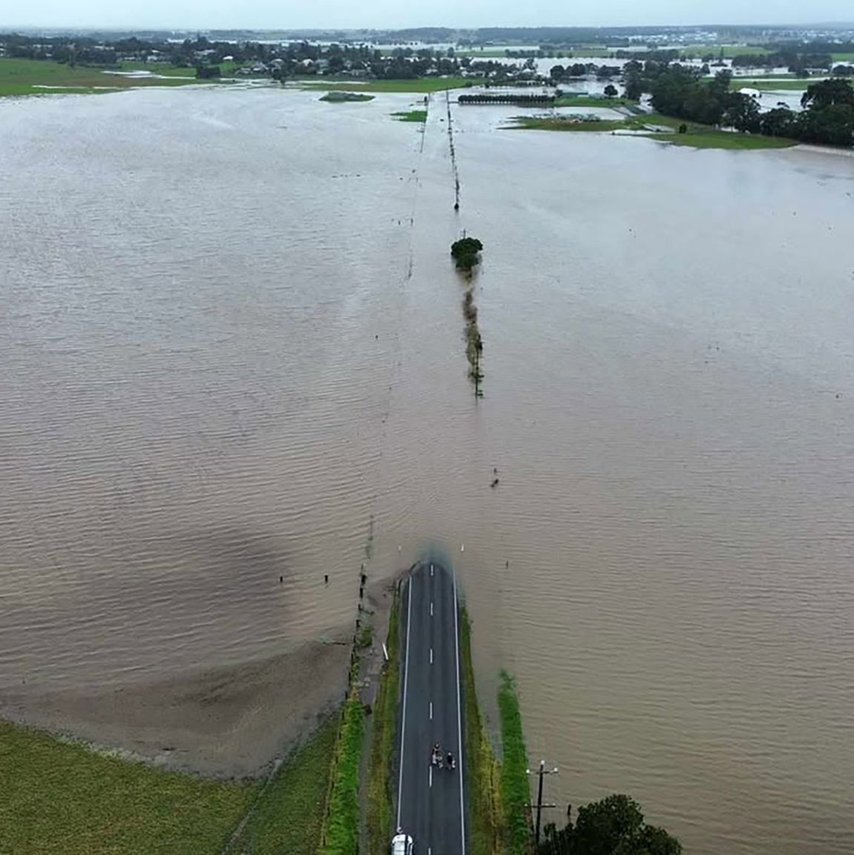 Meteorologen sagten für die nächsten Tage weitere Niederschläge voraus. - Foto: Supplied/NSW SES/dpa