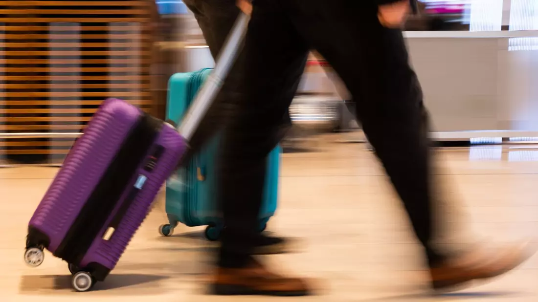 Konkret richtet sich die Beschwerde gegen sieben Fluggesellschaften. (Foto Illustration) - Bild: Christophe Gateau/dpa