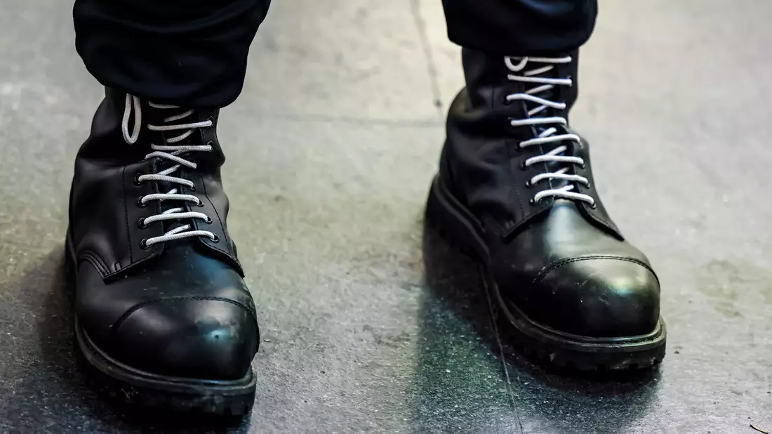 Junge, gewaltbereite Rechtsextremisten machen den Sicherheitsbehörden aktuell besonders große Sorgen. (Symbolbild) - Bild: Christoph Reichwein/dpa