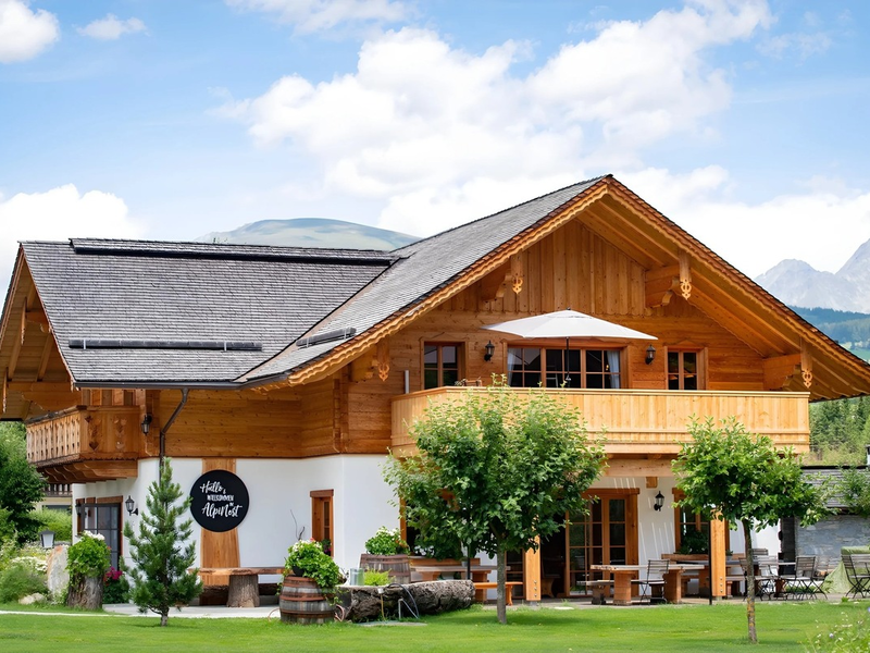 Chalet-Feriendorf AlpiNest im Salzburger Lungau erfreut sich zunehmender Beliebtheit - Foto: presseportal.de