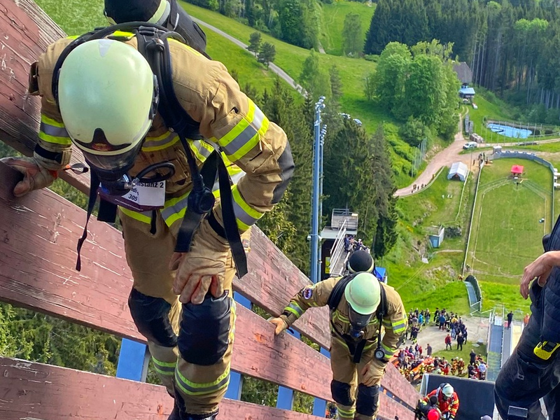 FW Konstanz: Keiner ist schneller als die Konstanzer Feuerwehr! - Foto: presseportal.de