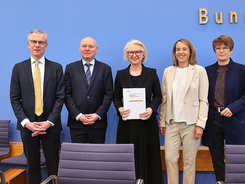 Vorstellung des Frühjahrsgutachten 2025 der Wirtschaftsweisen am 21.05.2025 - Foto: über dts Nachrichtenagentur