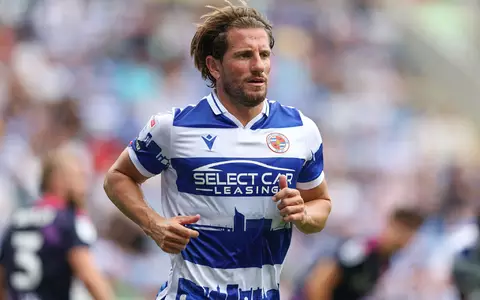 Sam Hutchinson erlitt einen Herzinfarkt - während des Spiels. - Foto: Kieran Cleeves/PA Wire/dpa