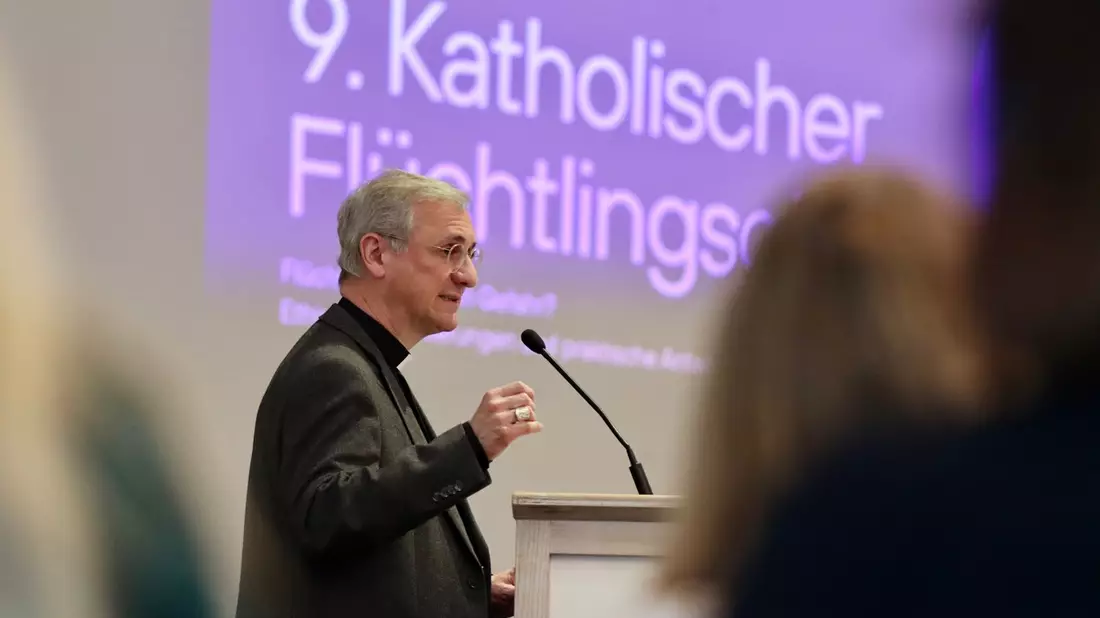 Neunter Katholischer Flüchtlingsgipfel diskutiert Gefahren für den Flüchtlingsschutz - Bild: presseportal.de