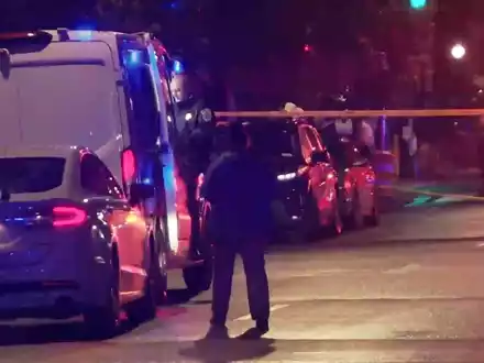 Nach Polizeiangaben skandierte der mutmaßliche Täter nach der Festnahme einen propalästinensischen Slogan. - Foto: Uncredited/WJLA/AP/dpa