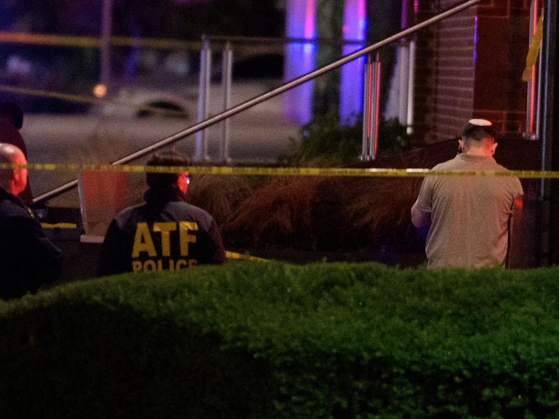 Nach der tödlichen Attacke auf zwei Mitarbeiter der israelischen Botschaft in Washington ist der mutmaßliche Täter wegen Mordes angeklagt worden.  - Foto: Rod Lamkey/FR172078/AP/dpa