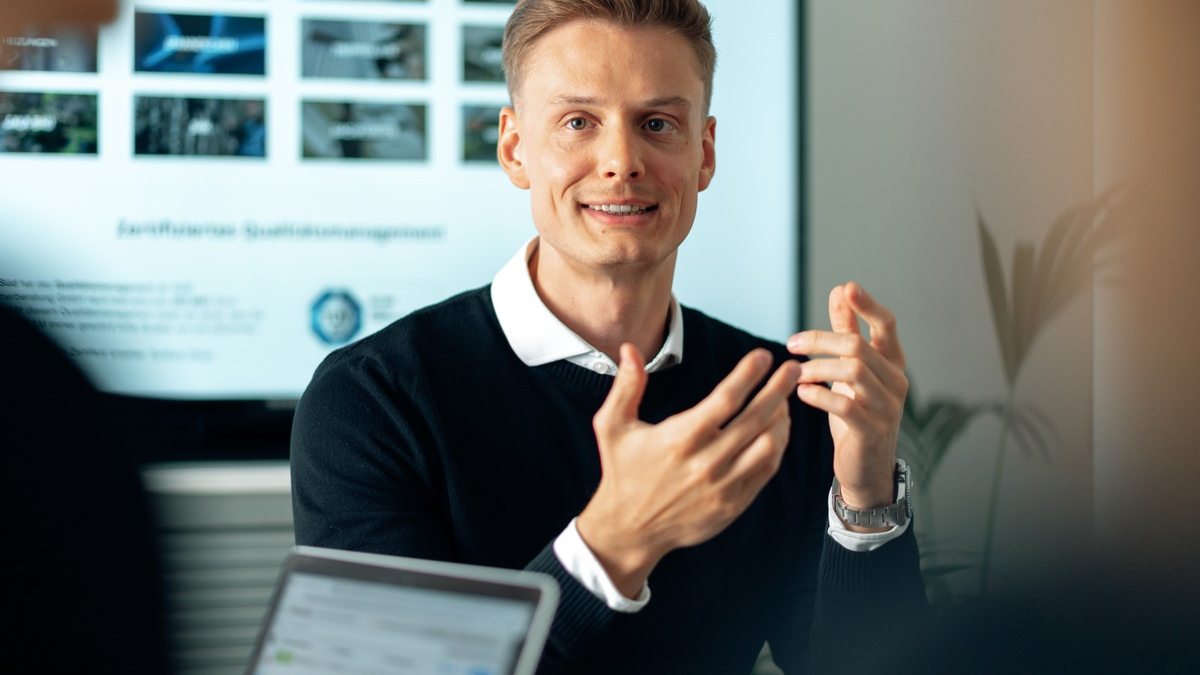 Marvin Flenche: 5 Top-Trends im digitalen Vertrieb 2025 – Was Selbstständige jetzt wissen müssen - Foto: presseportal.de