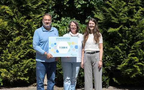 7.500 Euro für den Tierschutzverein Hannover / Die Mitarbeitenden haben entschieden: Die Wertgarantie Group unterstützt Tiere in Not - Foto: presseportal.de 7.500 Euro für den Tierschutzverein Hannover / Die Mitarbeitenden haben entschieden: Die Wertgarantie Group unterstützt Tiere in Not - Foto: presseportal.de