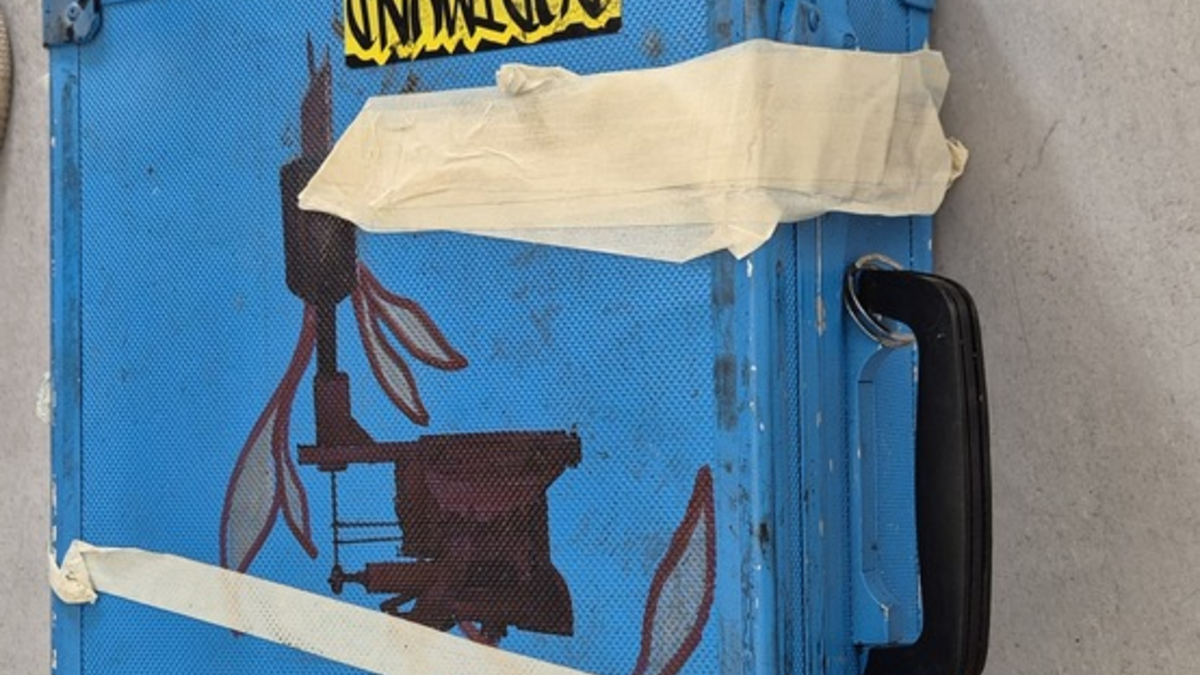 POL-WHV: Polizei stellt mutmaßliches Diebesgut sicher - Eigentümer gesucht - Foto: presseportal.de