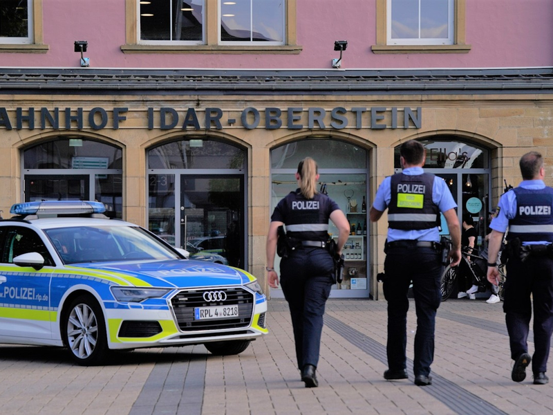 POL-PDTR: Sichtbare Sicherheit: Polizei präsentiert Strategie zur Bekämpfung von Straftaten im öffentlichen Raum - Foto: presseportal.de