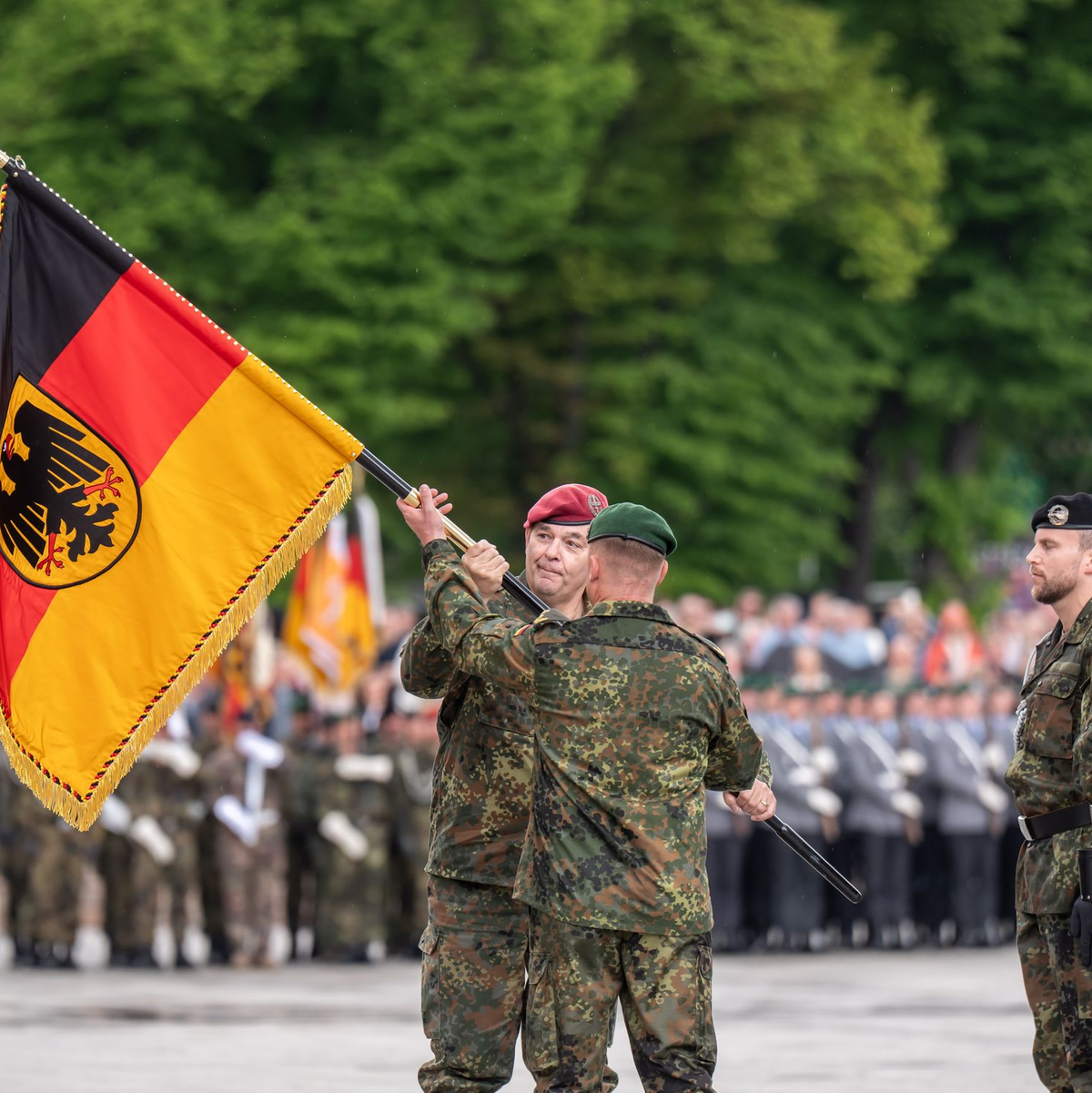 Die Panzerbrigade 45 der Bundeswehr ist dauerhaft in Litauen stationiert und soll die Ostflanke der NATO unterstützen. - Foto: Michael Kappeler/dpa